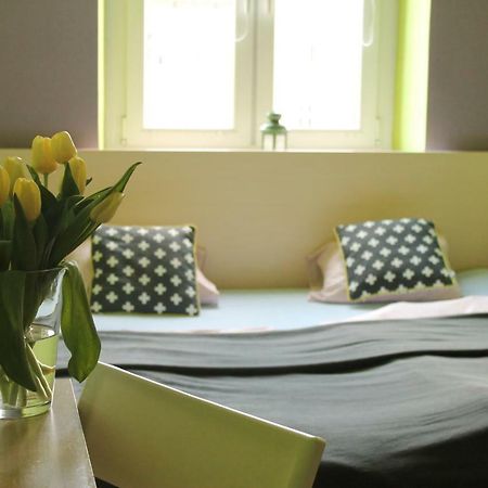 Hostel Centrum Sabot Краков Экстерьер фото