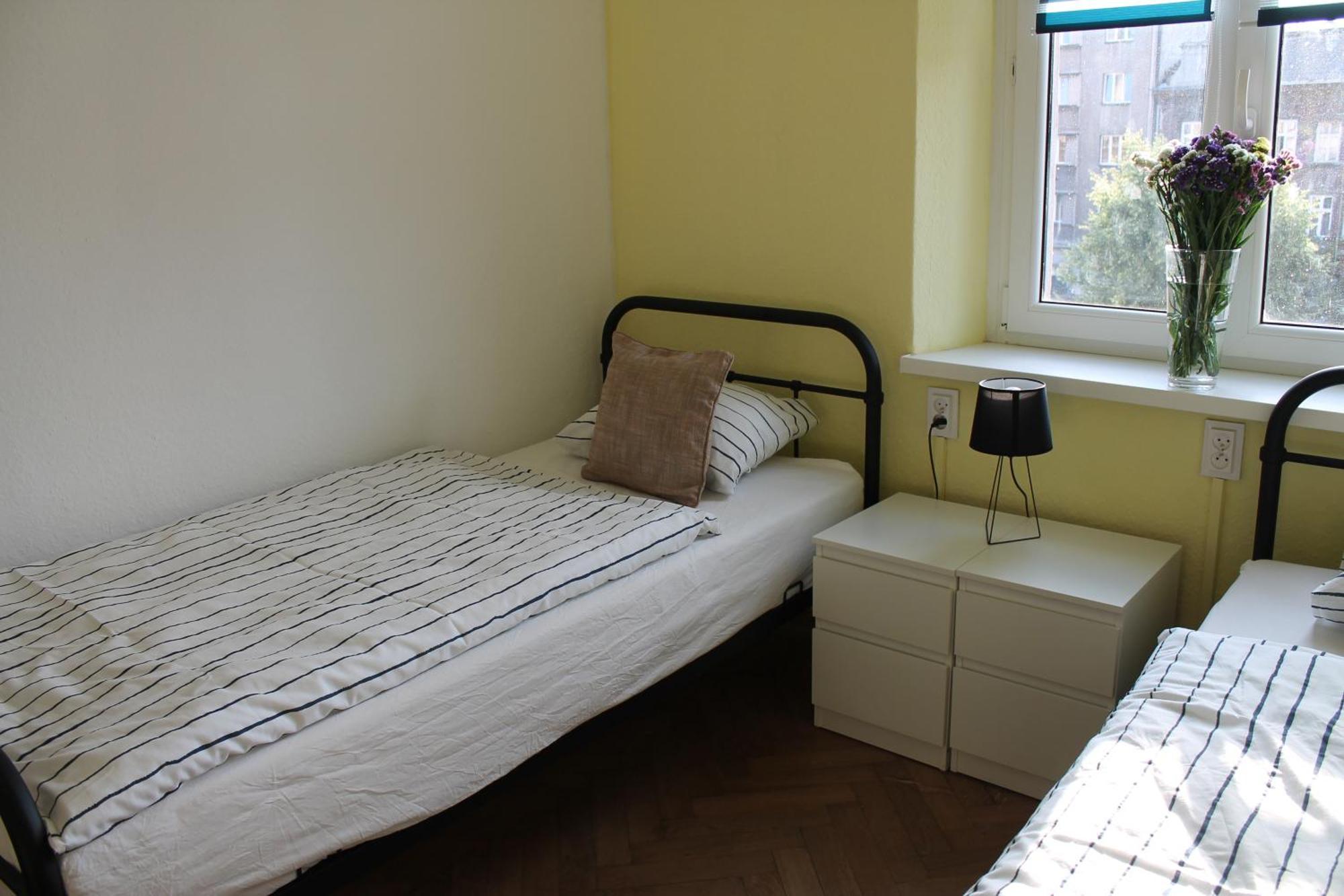 Hostel Centrum Sabot Краков Экстерьер фото