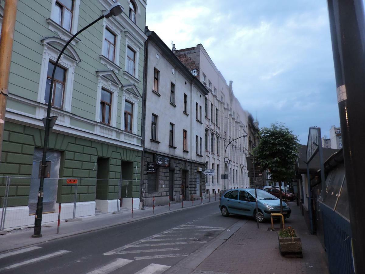 Hostel Centrum Sabot Краков Экстерьер фото