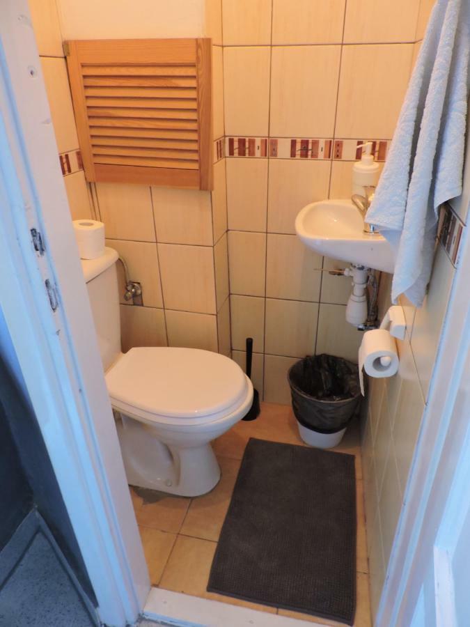 Hostel Centrum Sabot Краков Экстерьер фото