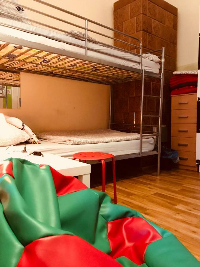 Hostel Centrum Sabot Краков Экстерьер фото