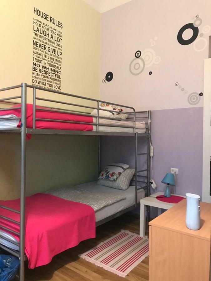 Hostel Centrum Sabot Краков Экстерьер фото