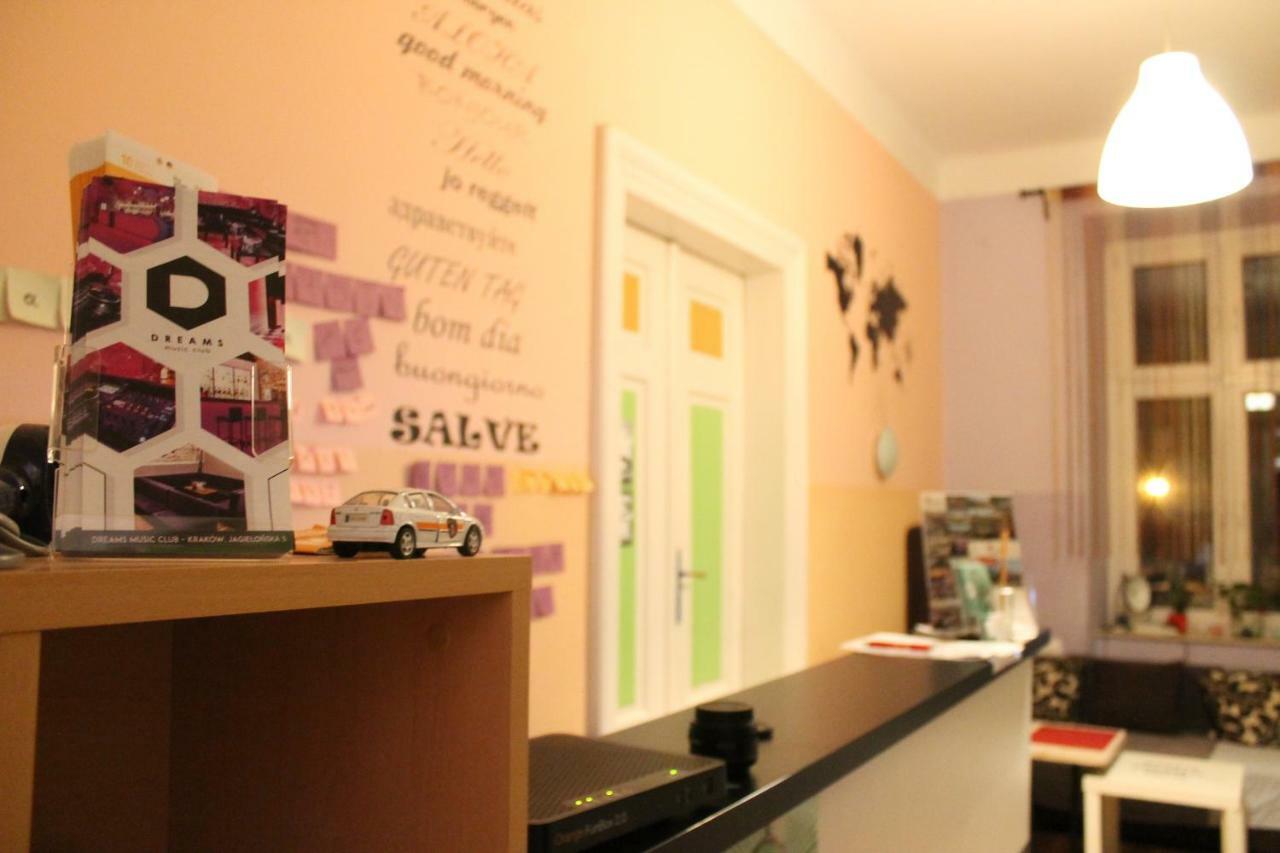 Hostel Centrum Sabot Краков Экстерьер фото