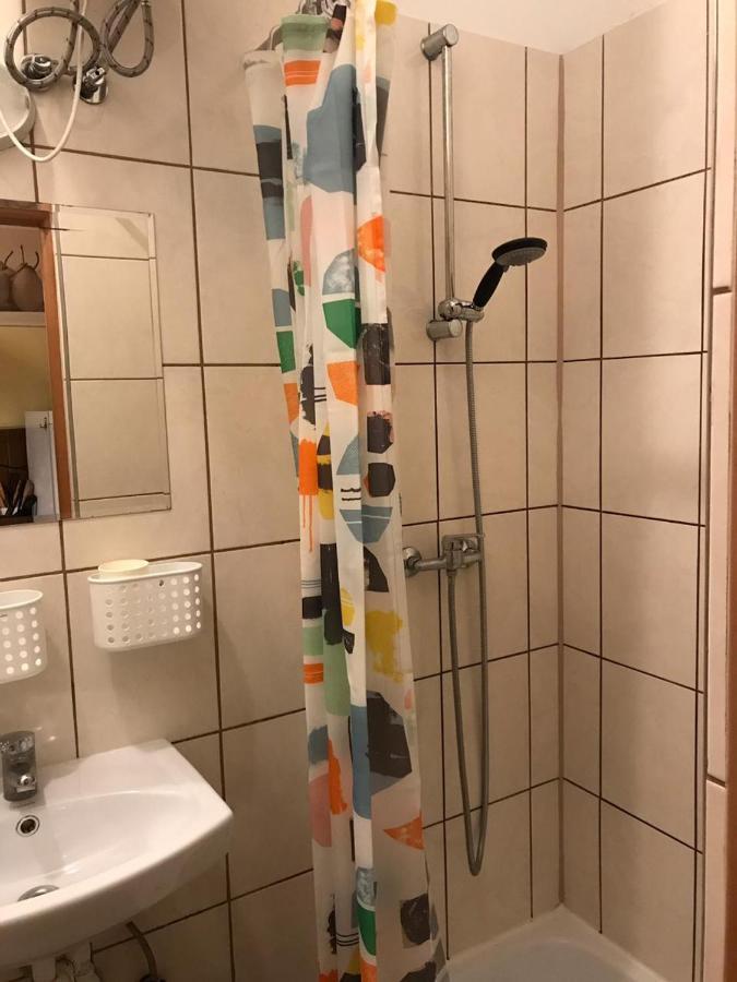 Hostel Centrum Sabot Краков Экстерьер фото